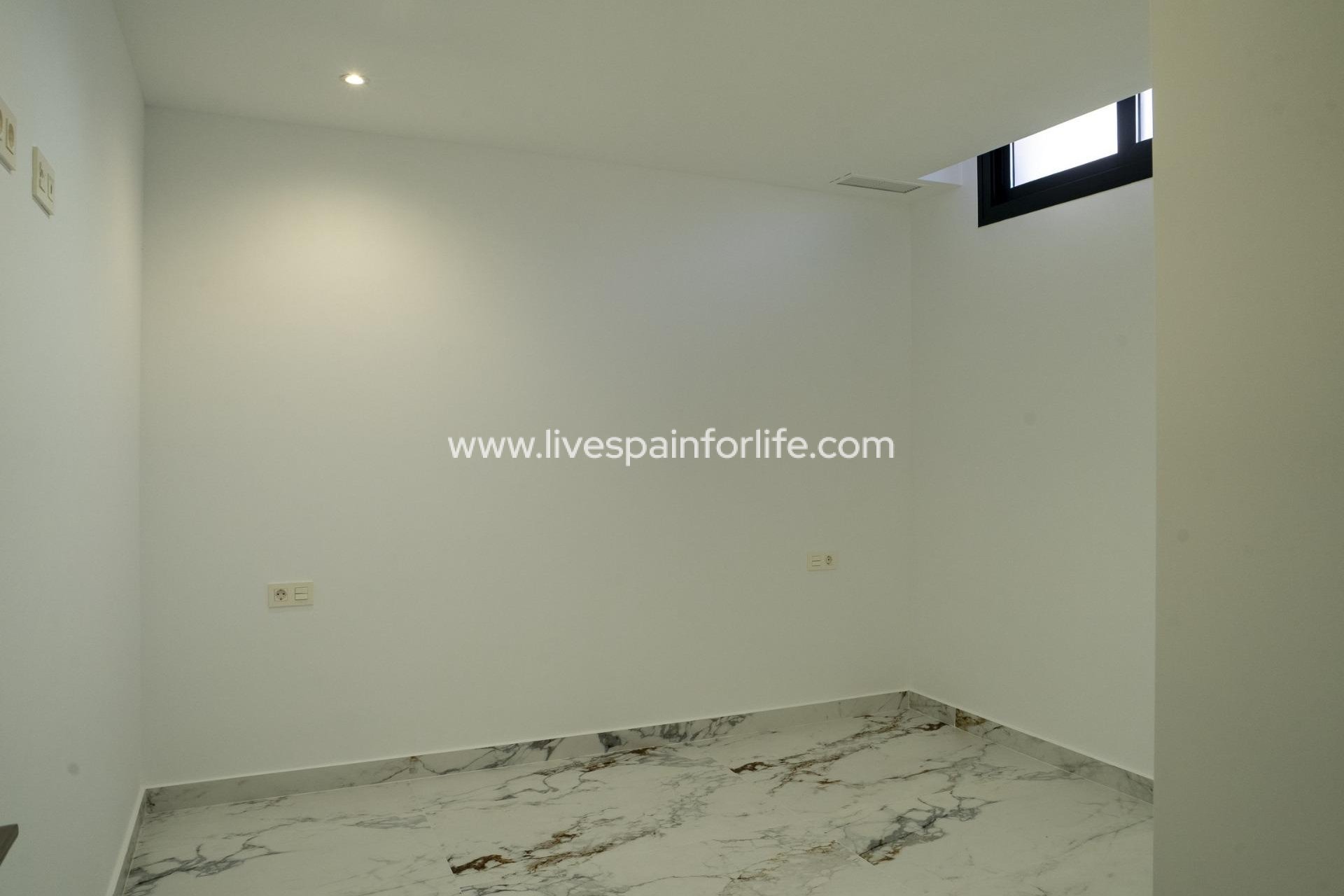 Nouvelle construction - Villa (indépendant) -
La Nucia - Urb. Don Mar