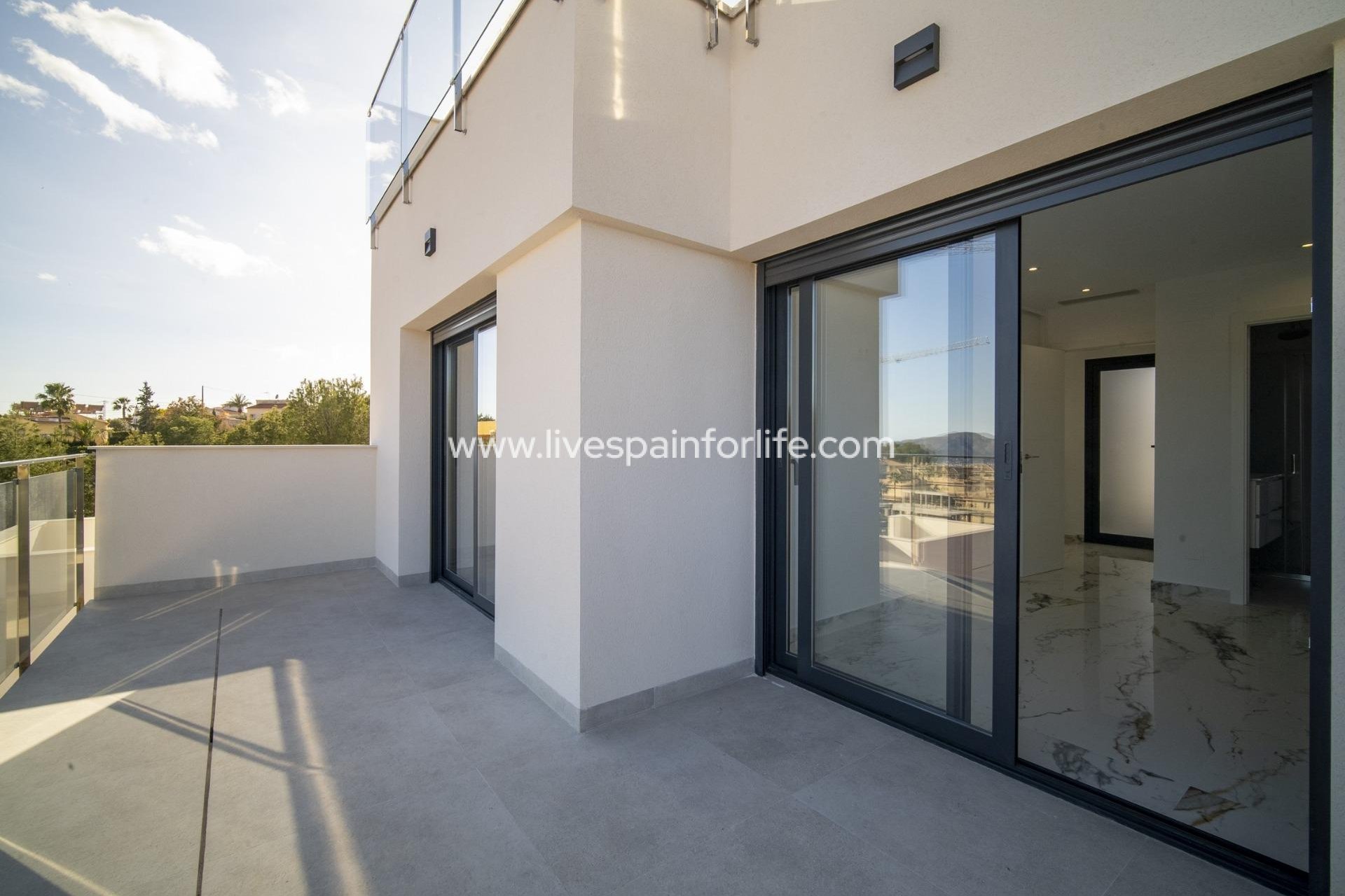 Nouvelle construction - Villa (indépendant) -
La Nucia - Urb. Don Mar