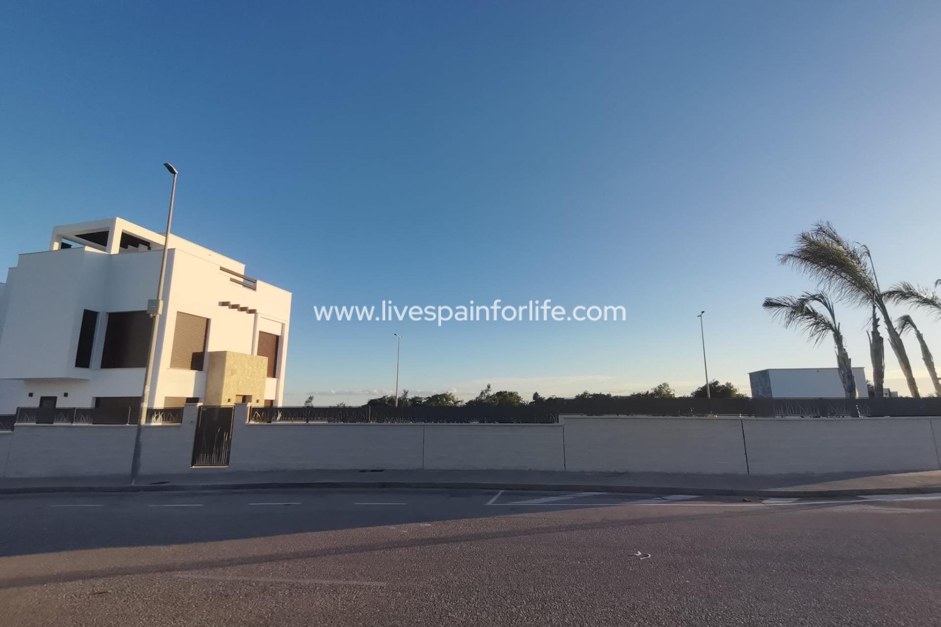 Nouvelle construction - Villa (indépendant) -
Los Montesinos - La Herrada