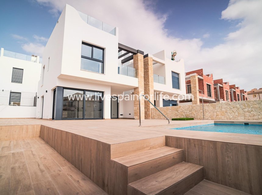 Nouvelle construction - Villa (indépendant) -
Orihuela Costa - Punta Prima