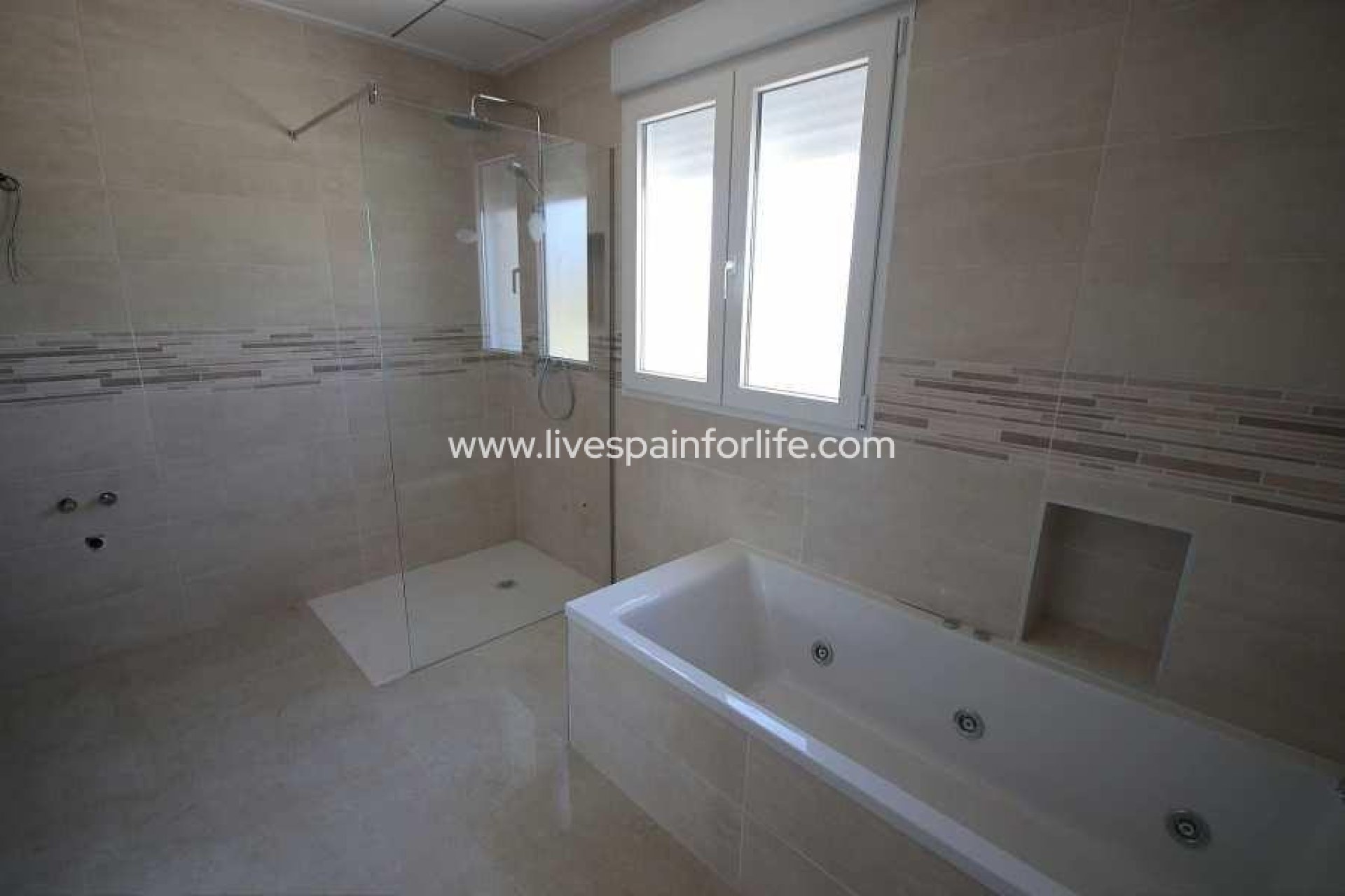 Nouvelle construction - Villa (indépendant) -
Pinoso - Camino Del Prado