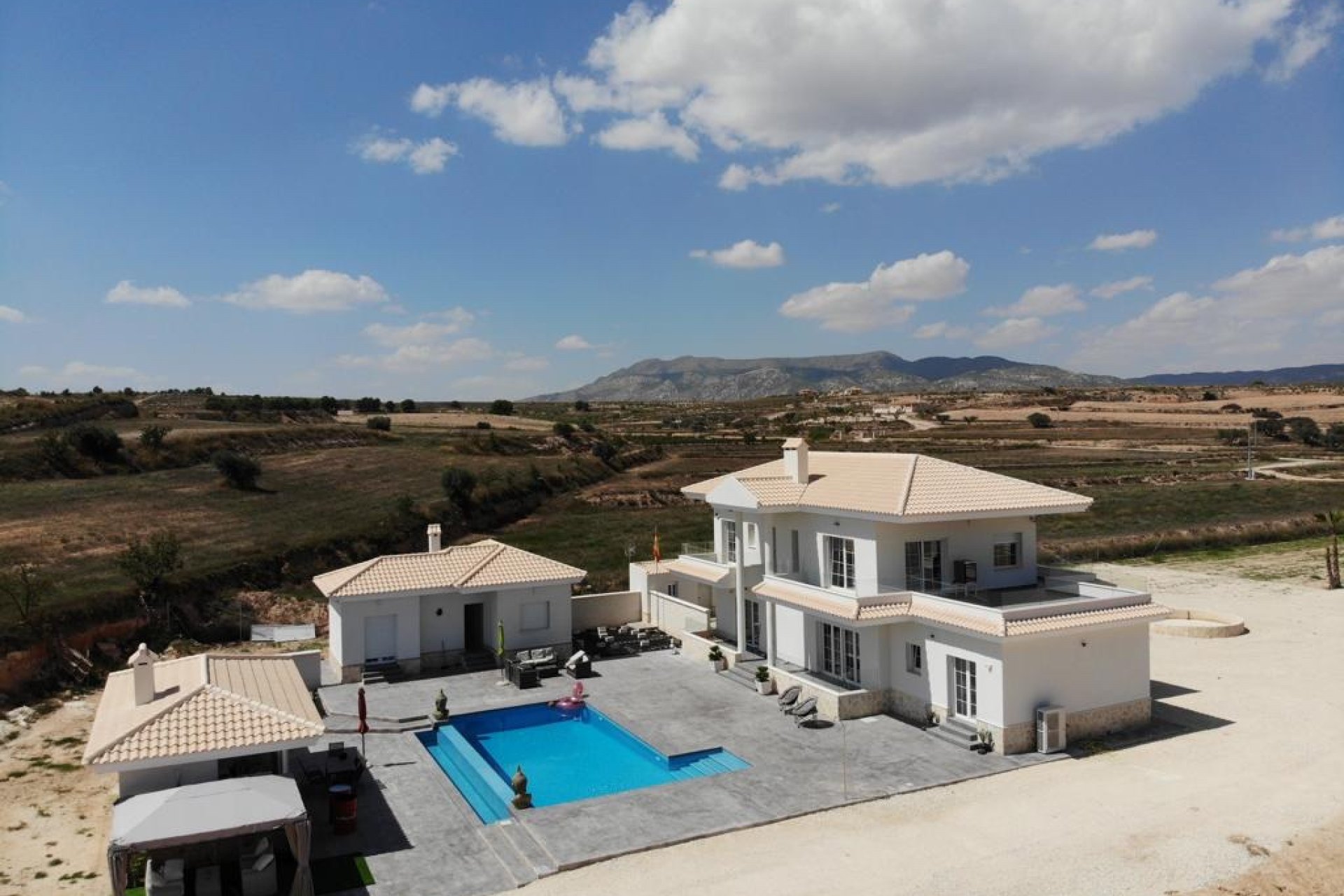 Nouvelle construction - Villa (indépendant) -
Pinoso