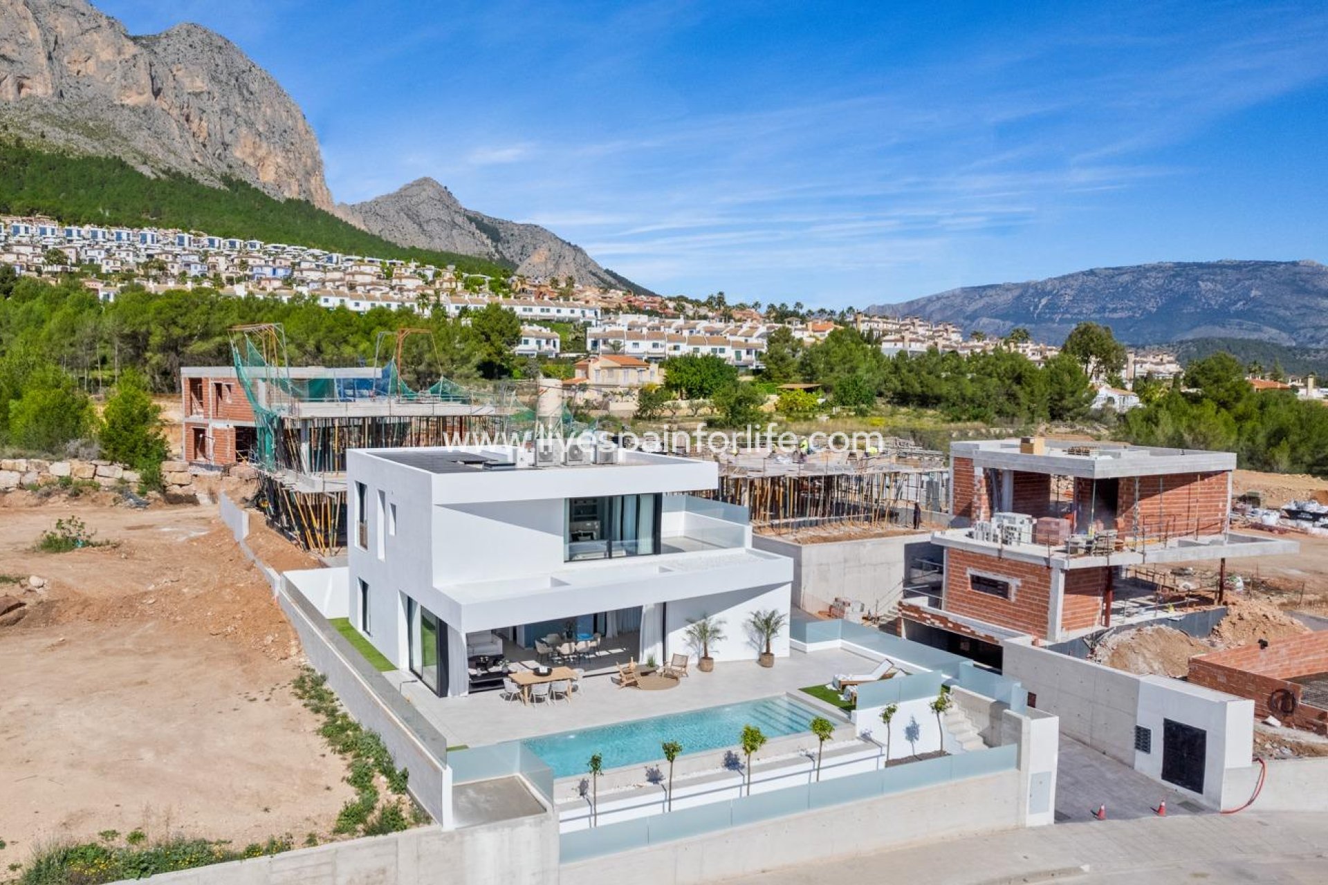 Nouvelle construction - Villa (indépendant) -
Polop - Urbanizaciones