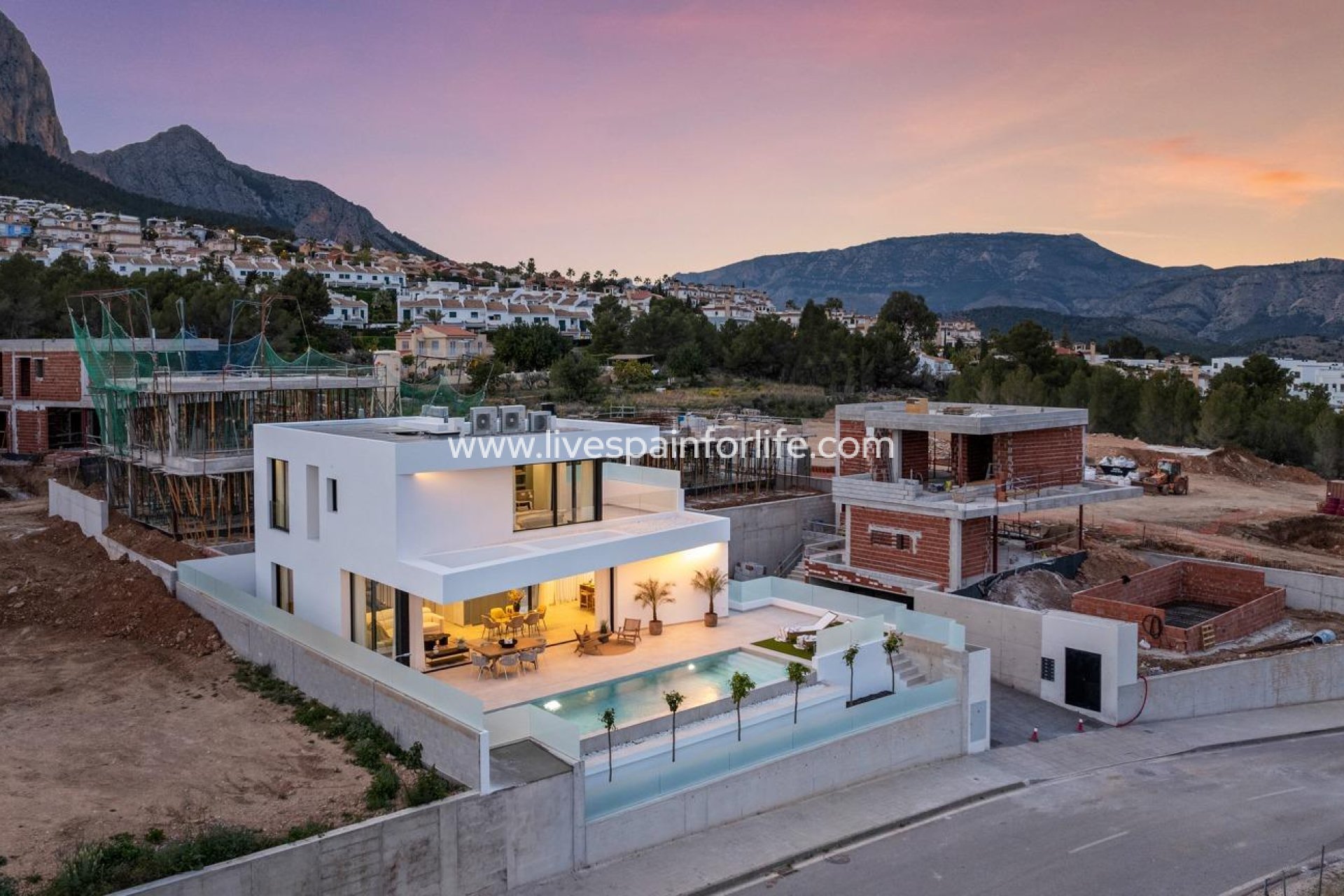 Nouvelle construction - Villa (indépendant) -
Polop - Urbanizaciones