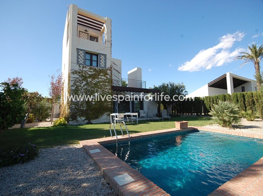 Nouvelle construction - Villa (indépendant) -
Sucina - Peraleja Golf