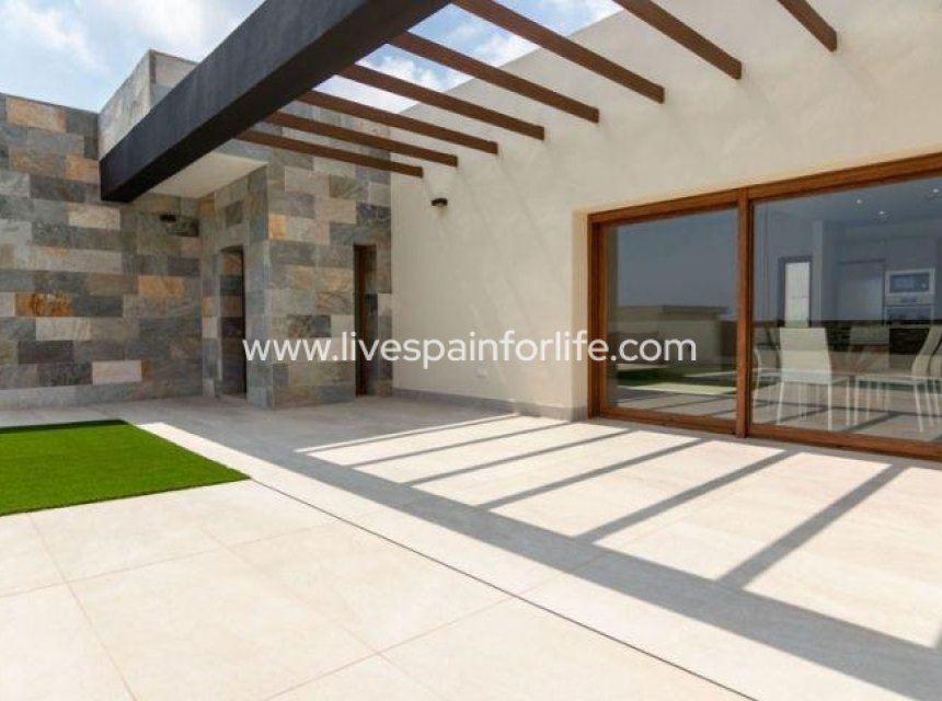 Nouvelle construction - Villa (indépendant) -
Torrevieja - Los Altos