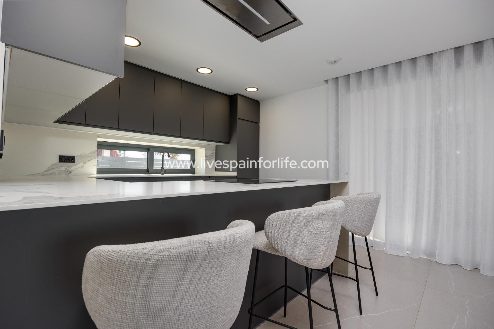 Nouvelle construction - Villa (indépendant) -
Torrevieja - Sector 25