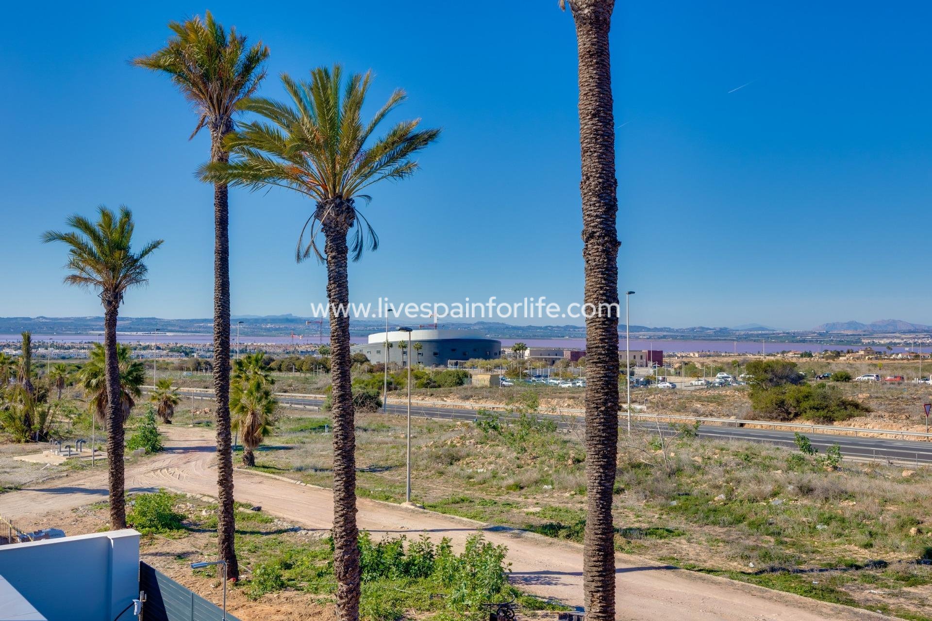 Nouvelle construction - Villa (indépendant) -
Torrevieja - Sector 25