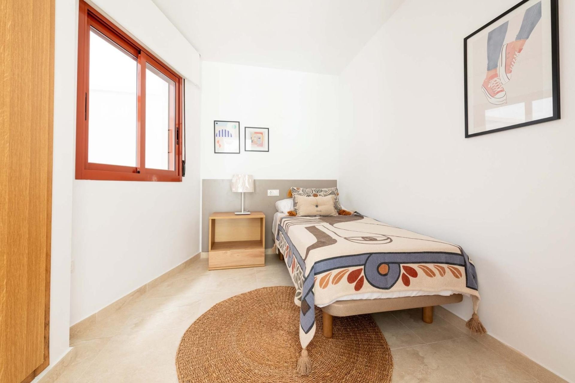 Nuevo - Apartments -
Avileses - pueblo