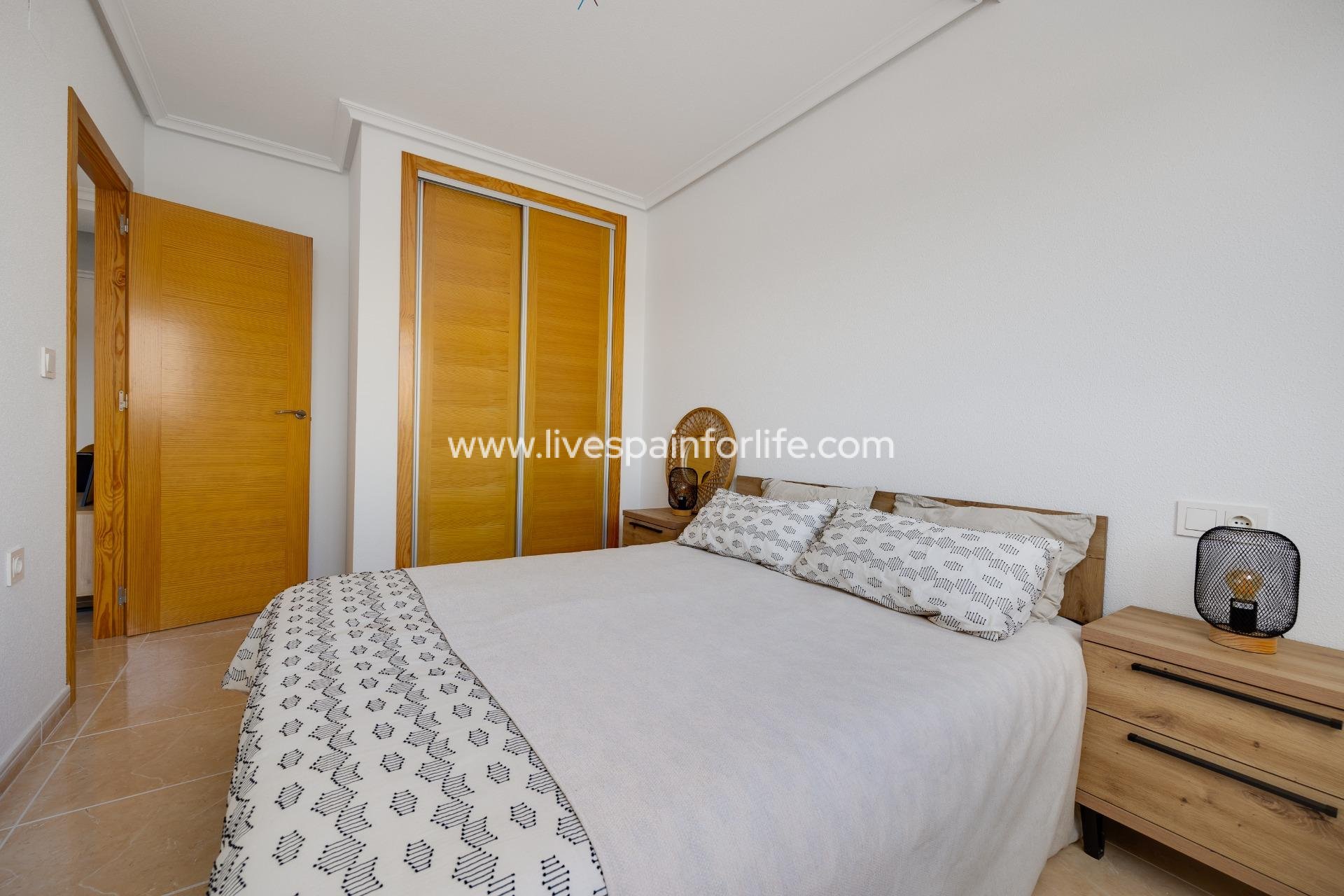 Nuevo - Apartments -
San Fulgencio - Pueblo