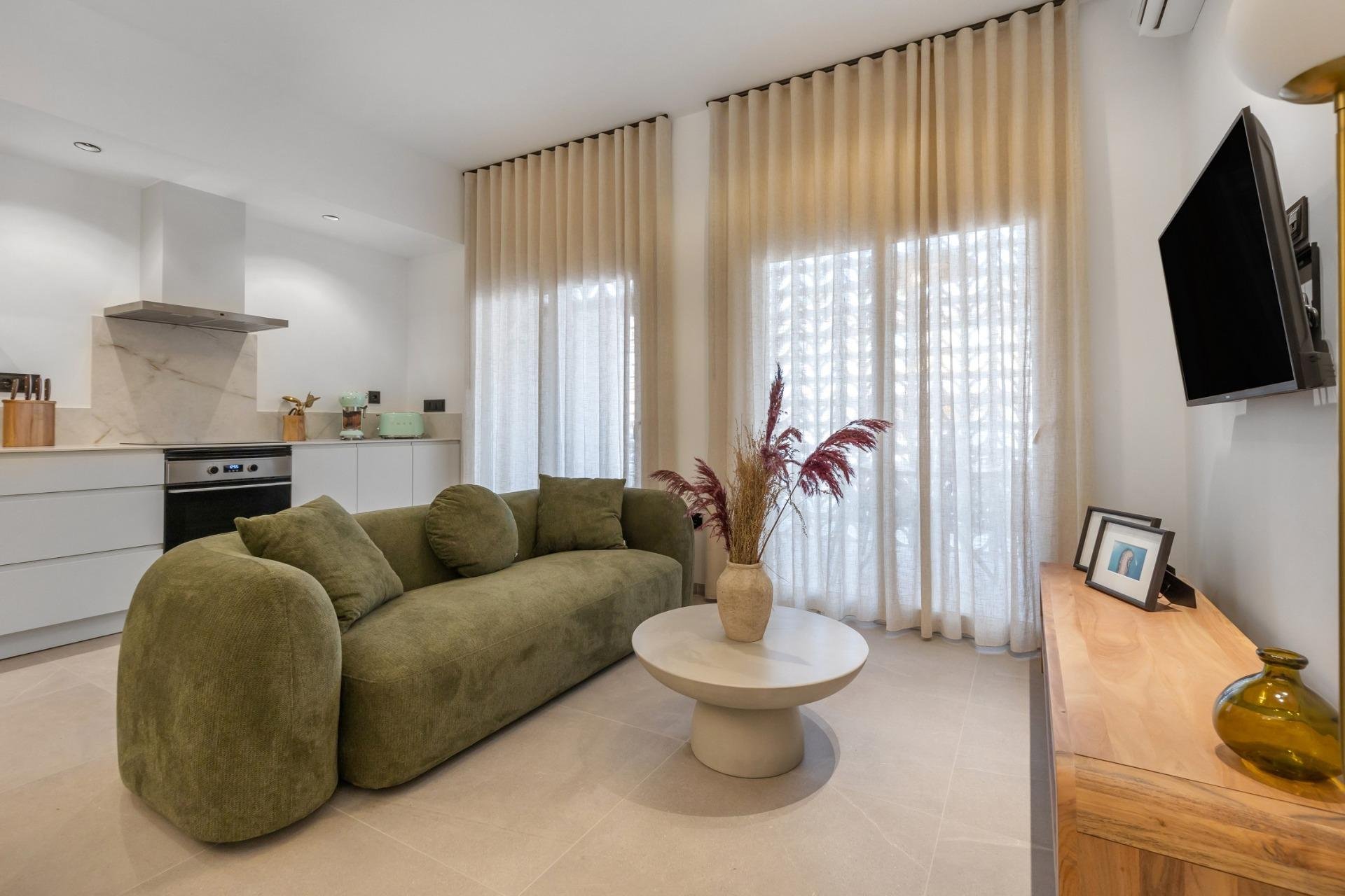 Nuevo - Apartments -
Torrevieja - Playa Los Naufragos