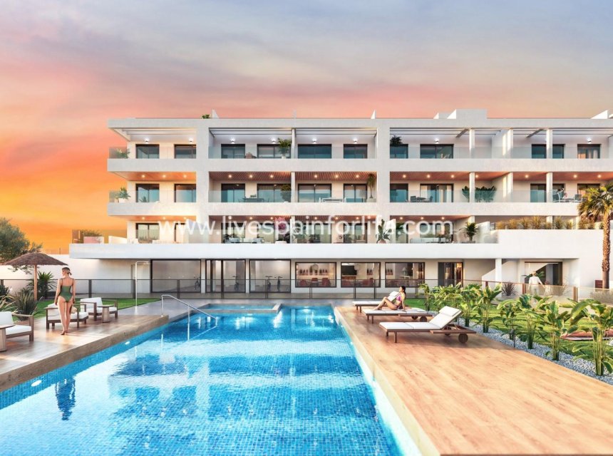Nuevo - Apartments -
Torrevieja