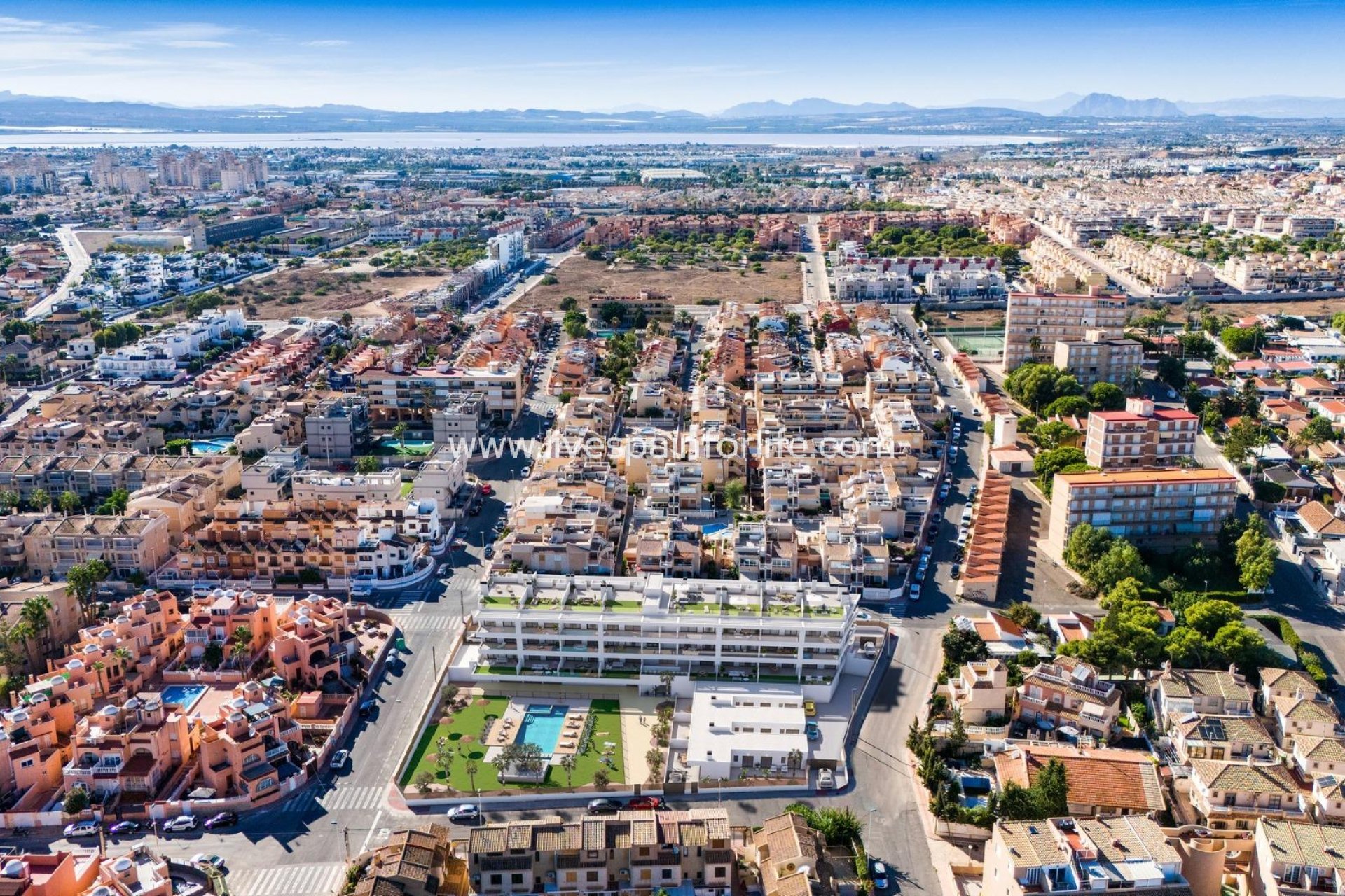 Nuevo - Apartments -
Torrevieja