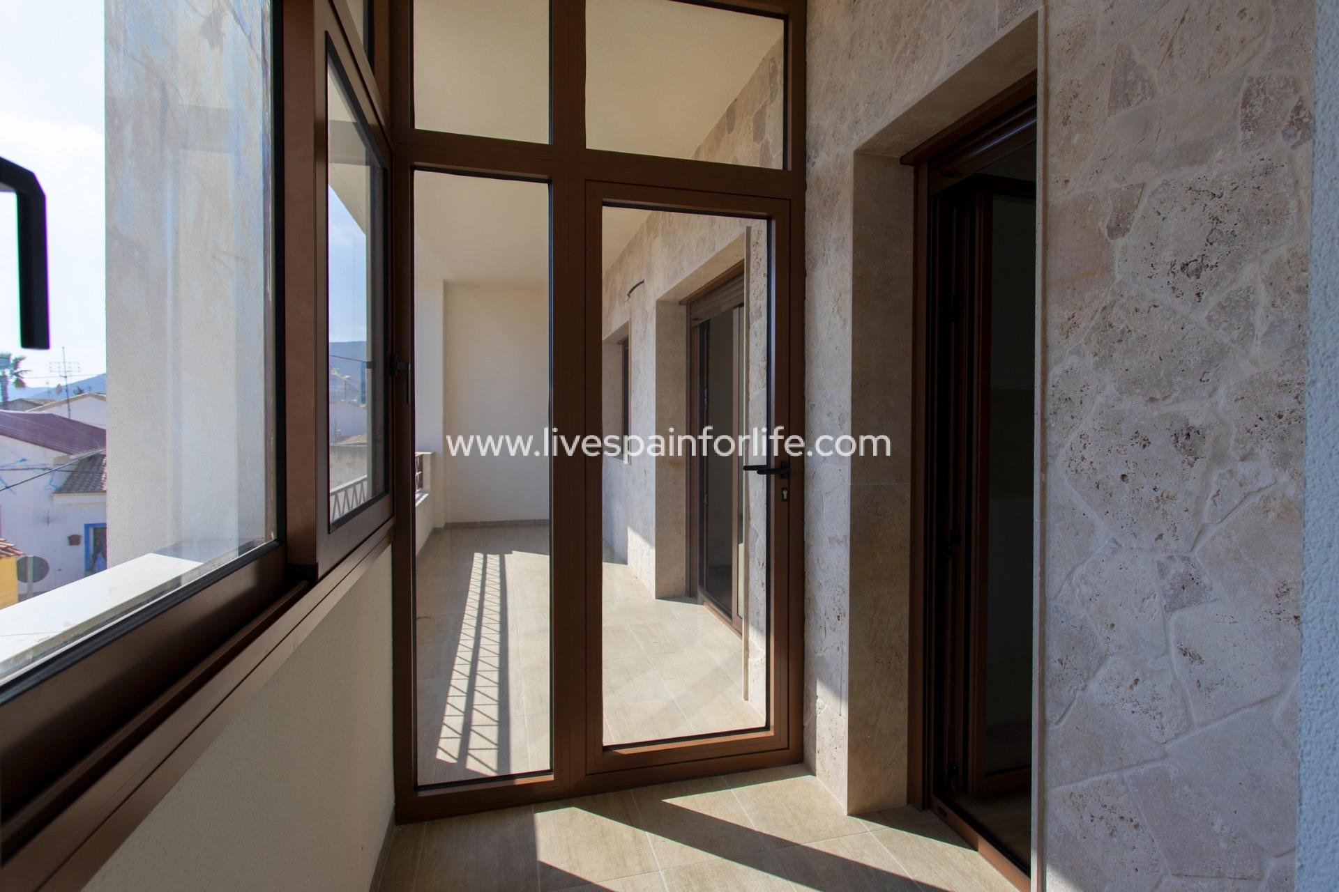 Nuevo - Bungalow -
Hondon De Las Nieves - El Salero