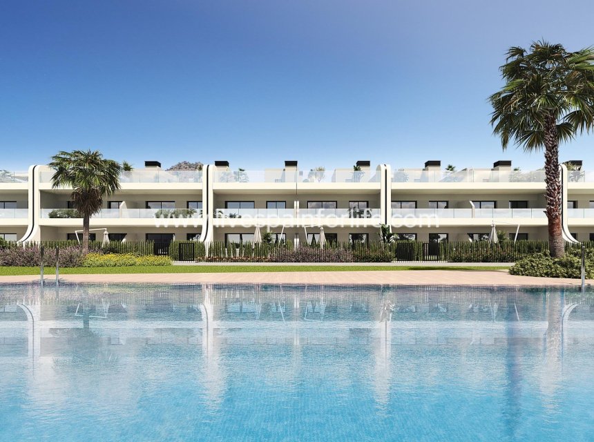 Nuevo - Bungalow -
La Manga del Mar Menor - La Manga
