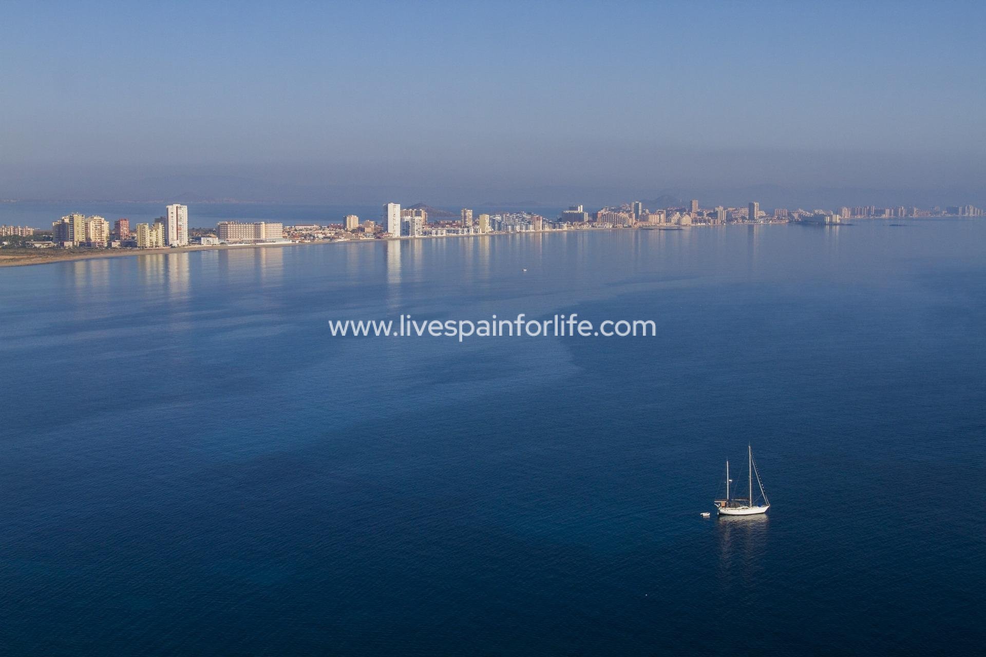 Nuevo - Bungalow -
La Manga del Mar Menor - La Manga
