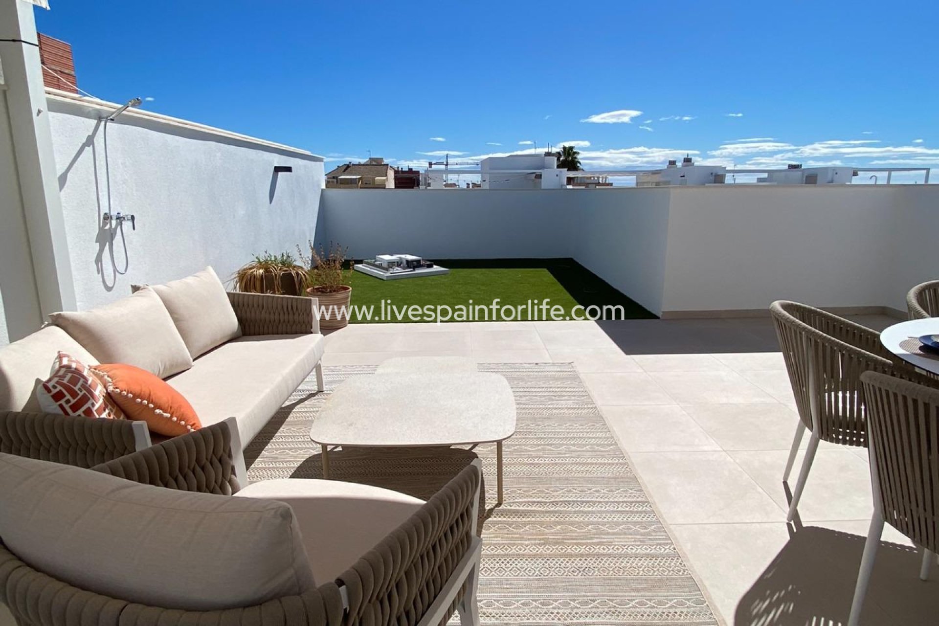 Nuevo - Bungalow -
Pilar de la Horadada - Pueblo