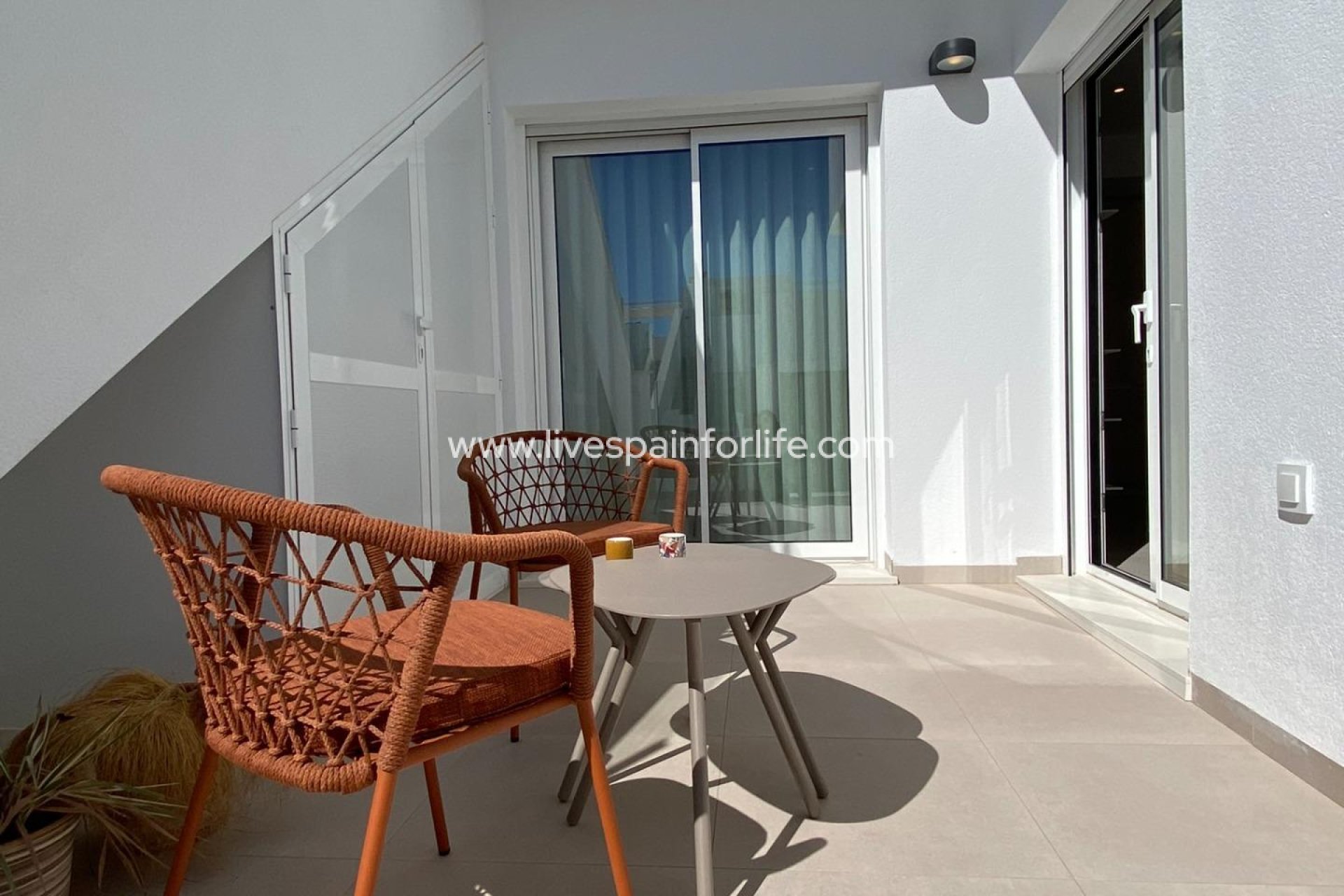 Nuevo - Bungalow -
Pilar de la Horadada - Pueblo