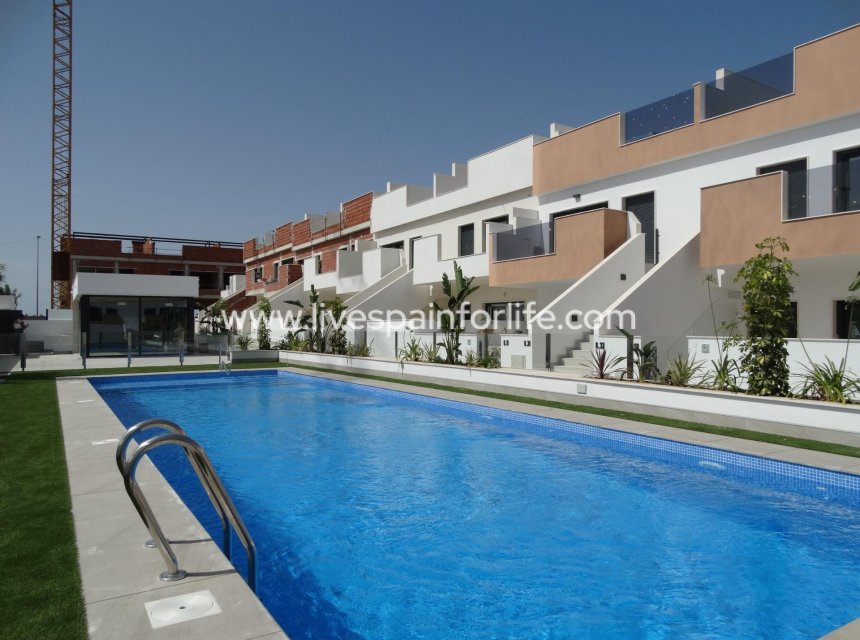 Nuevo - Bungalow -
Pilar de la Horadada - Pueblo
