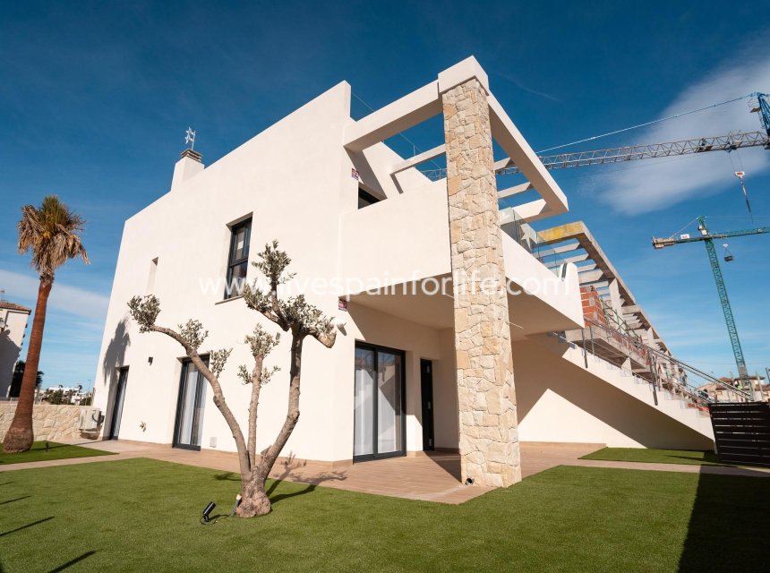 Nuevo - Bungalow -
Pilar de la Horadada - Pueblo