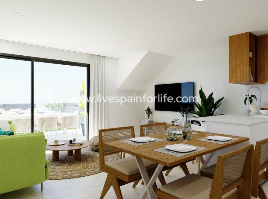 Nuevo - Bungalow -
Torrevieja - Lago Jardín II