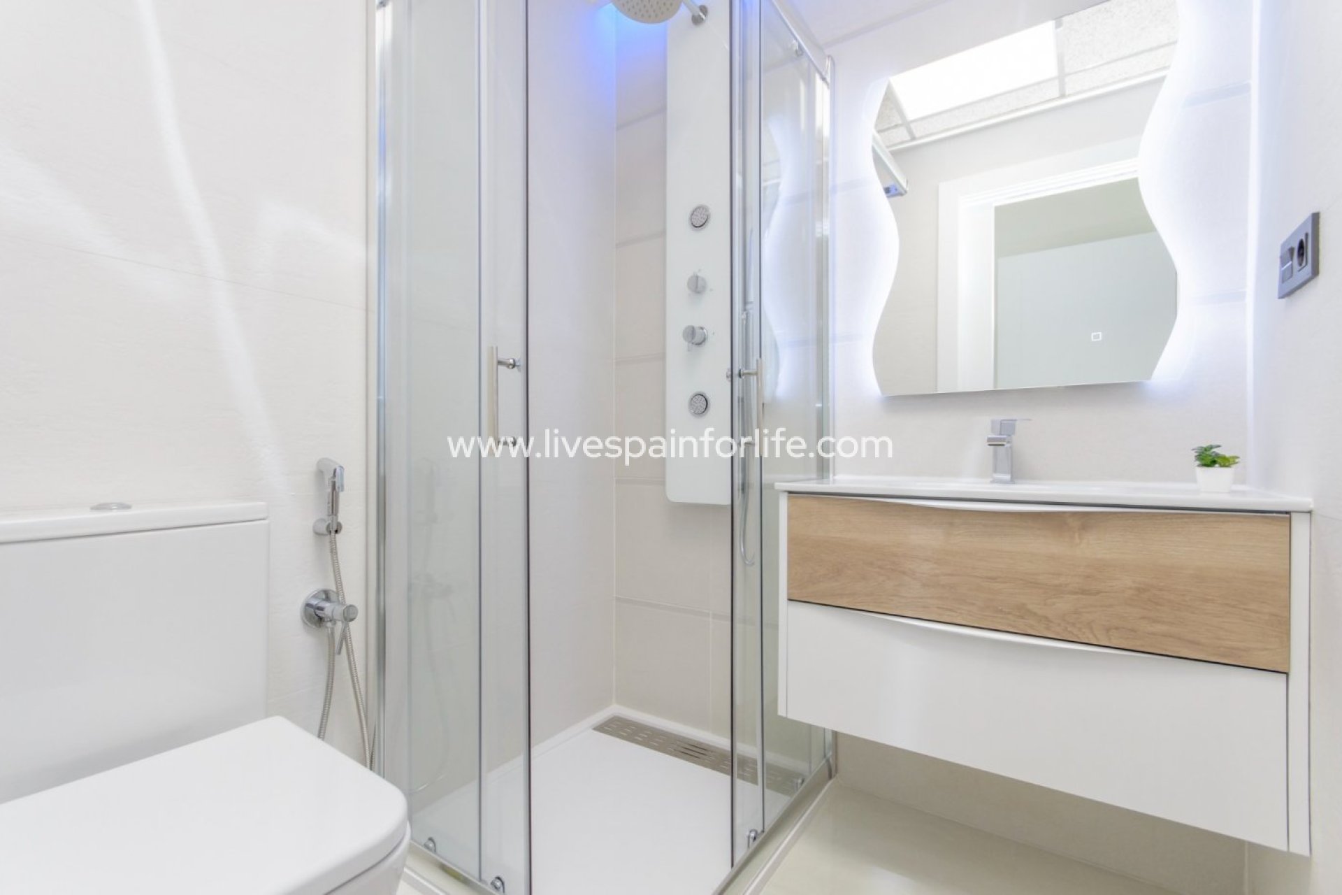 Nuevo - Bungalow -
Torrevieja - Los Balcones
