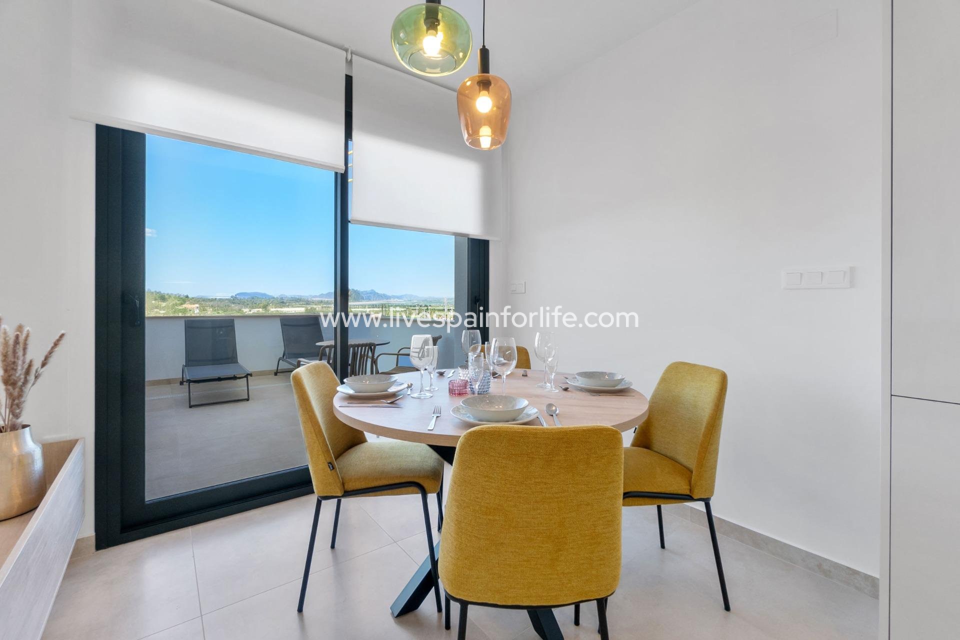 Nuevo - Bungalow -
Torrevieja - Los Balcones