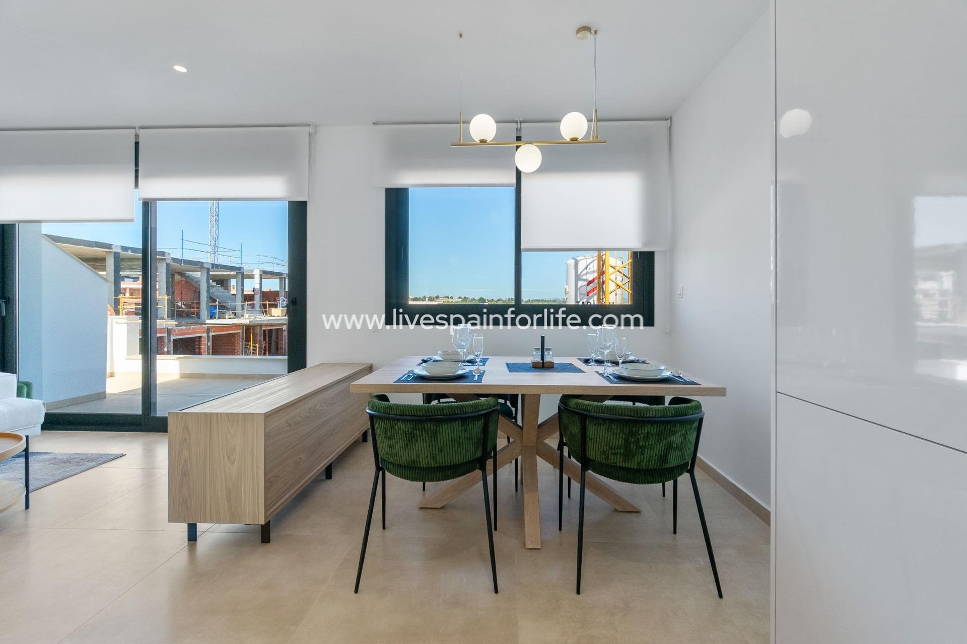 Nuevo - Bungalow -
Torrevieja - Los Balcones