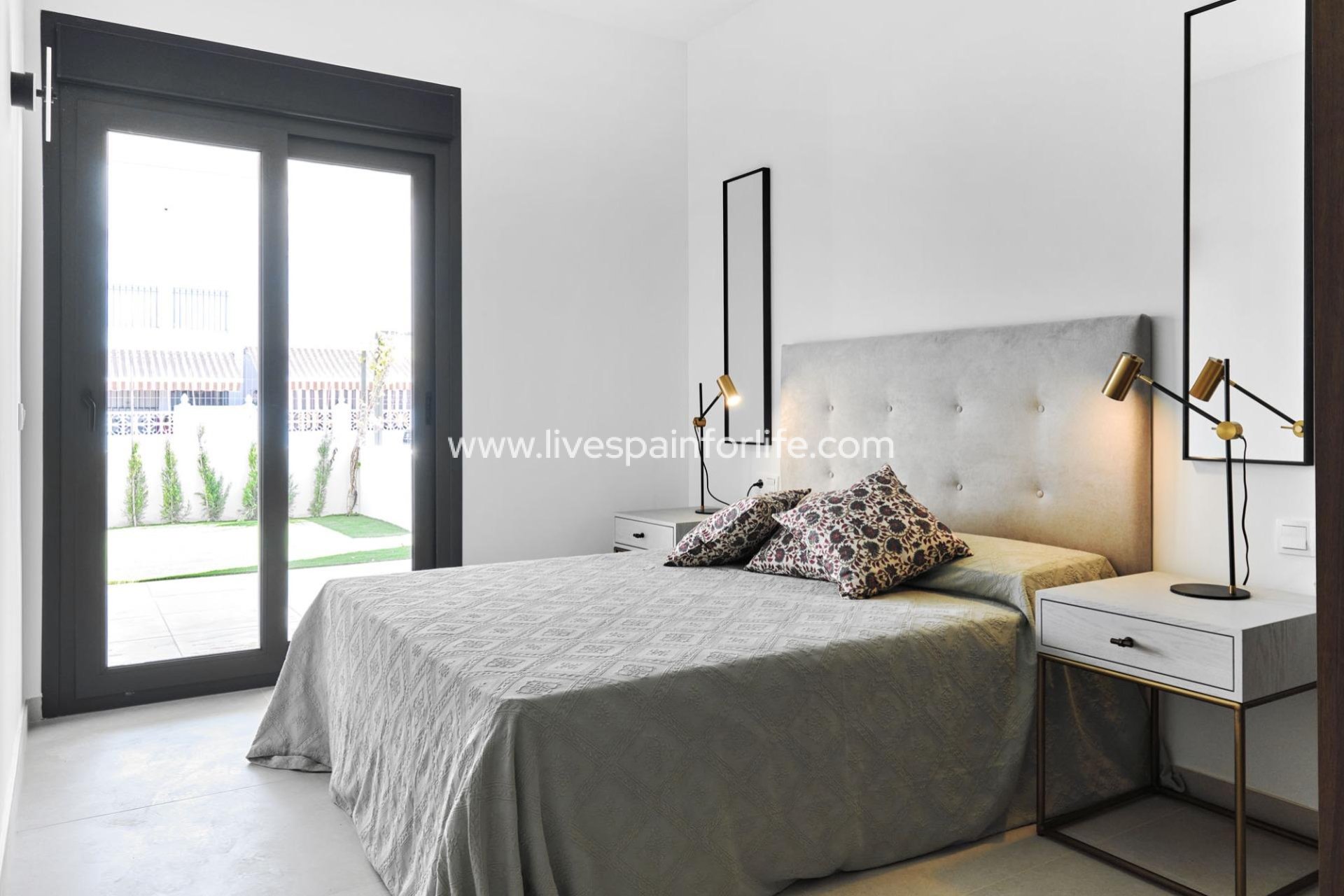 Nuevo - Bungalow -
Torrevieja - Villa Amalia