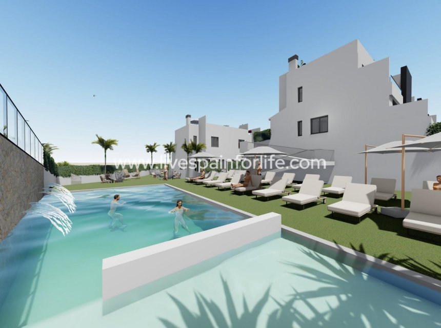 Nuevo - Town house -
Alicante