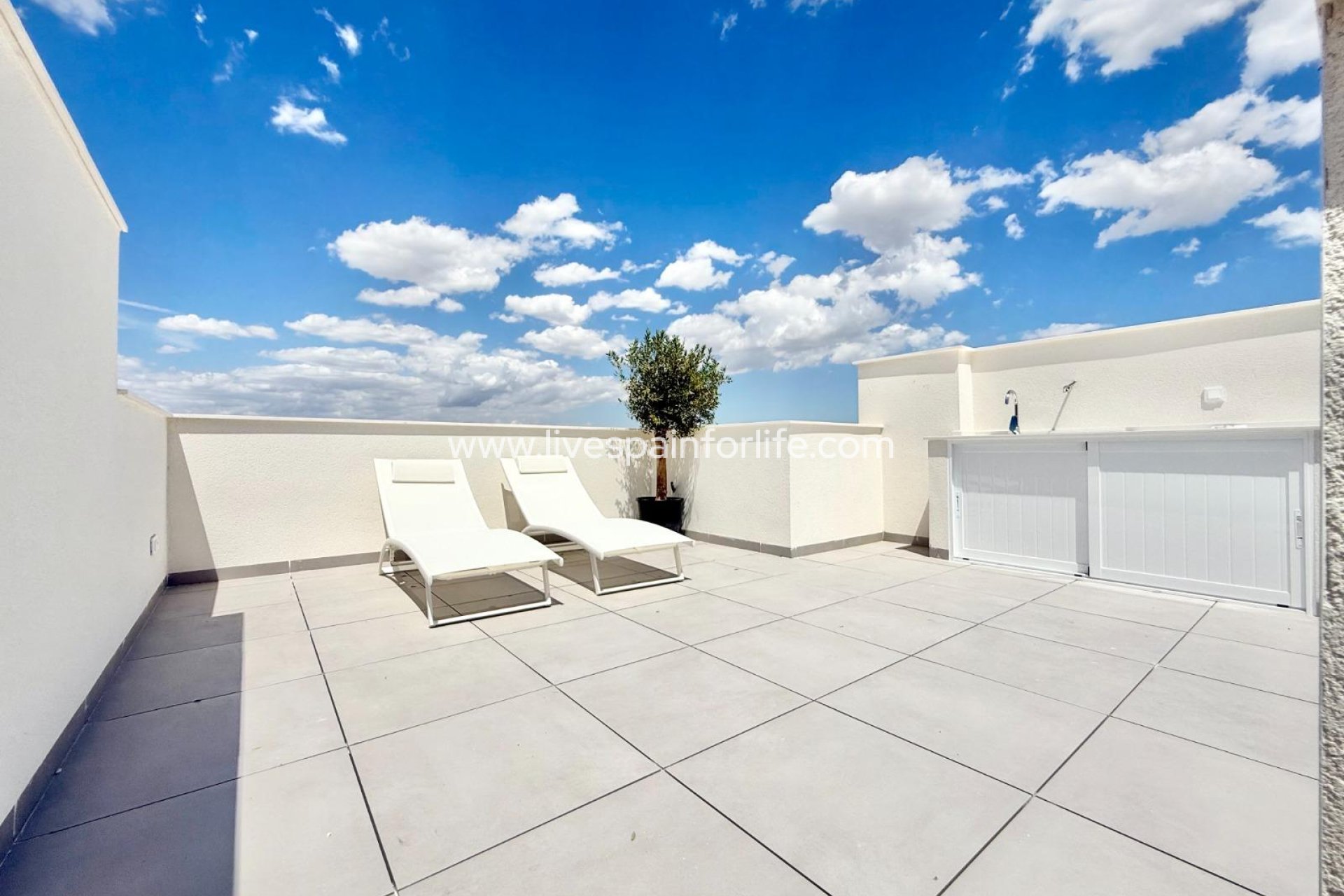 Nuevo - Town house -
Alicante