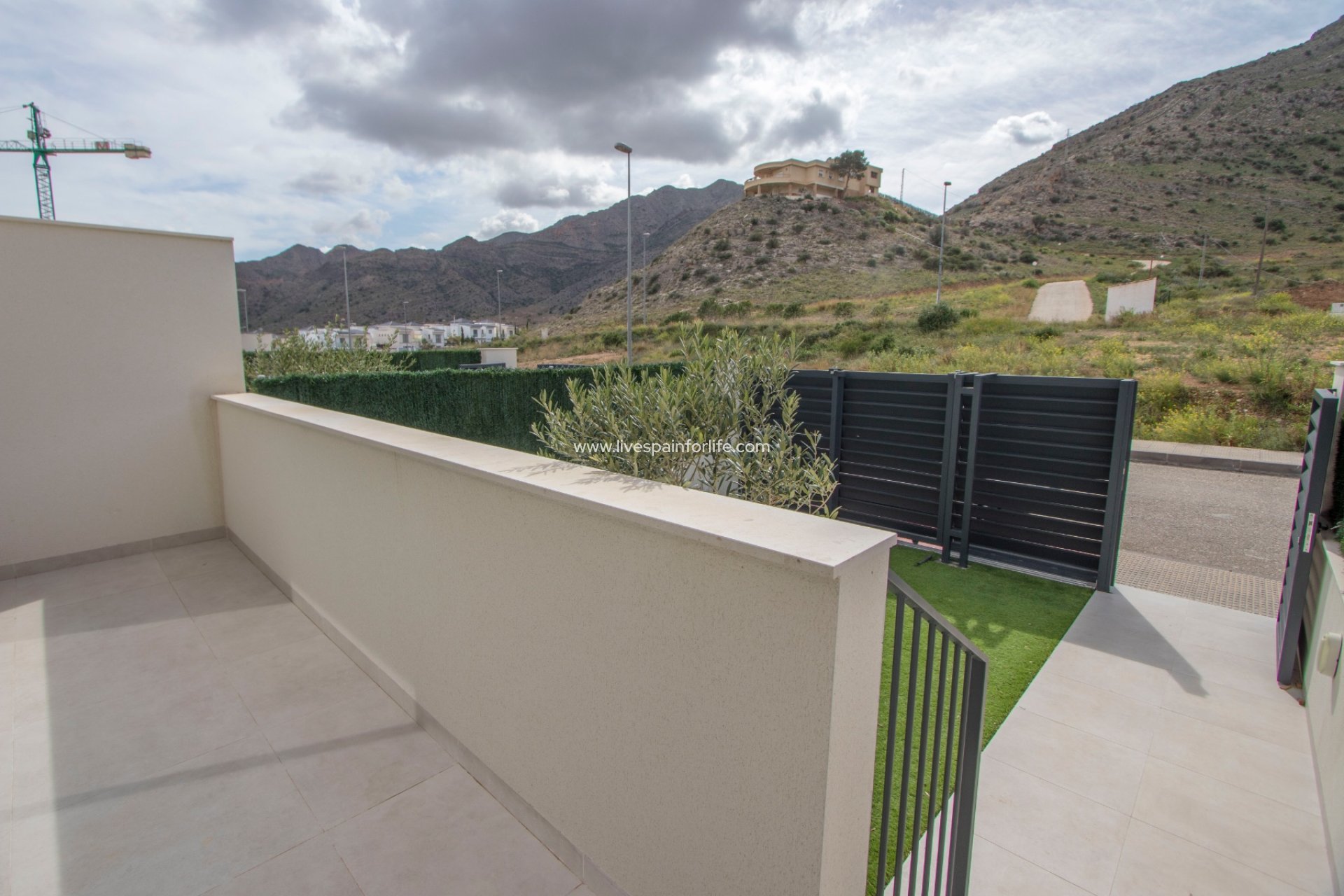 Nuevo - Town house -
Cox - San Fernando