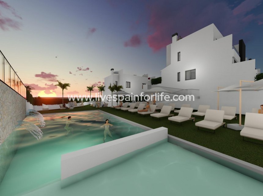 Nuevo - Town house -
Cox - San Fernando