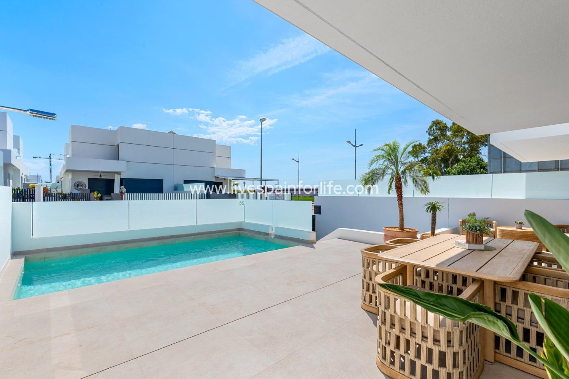 Nuevo - Town house -
Dolores