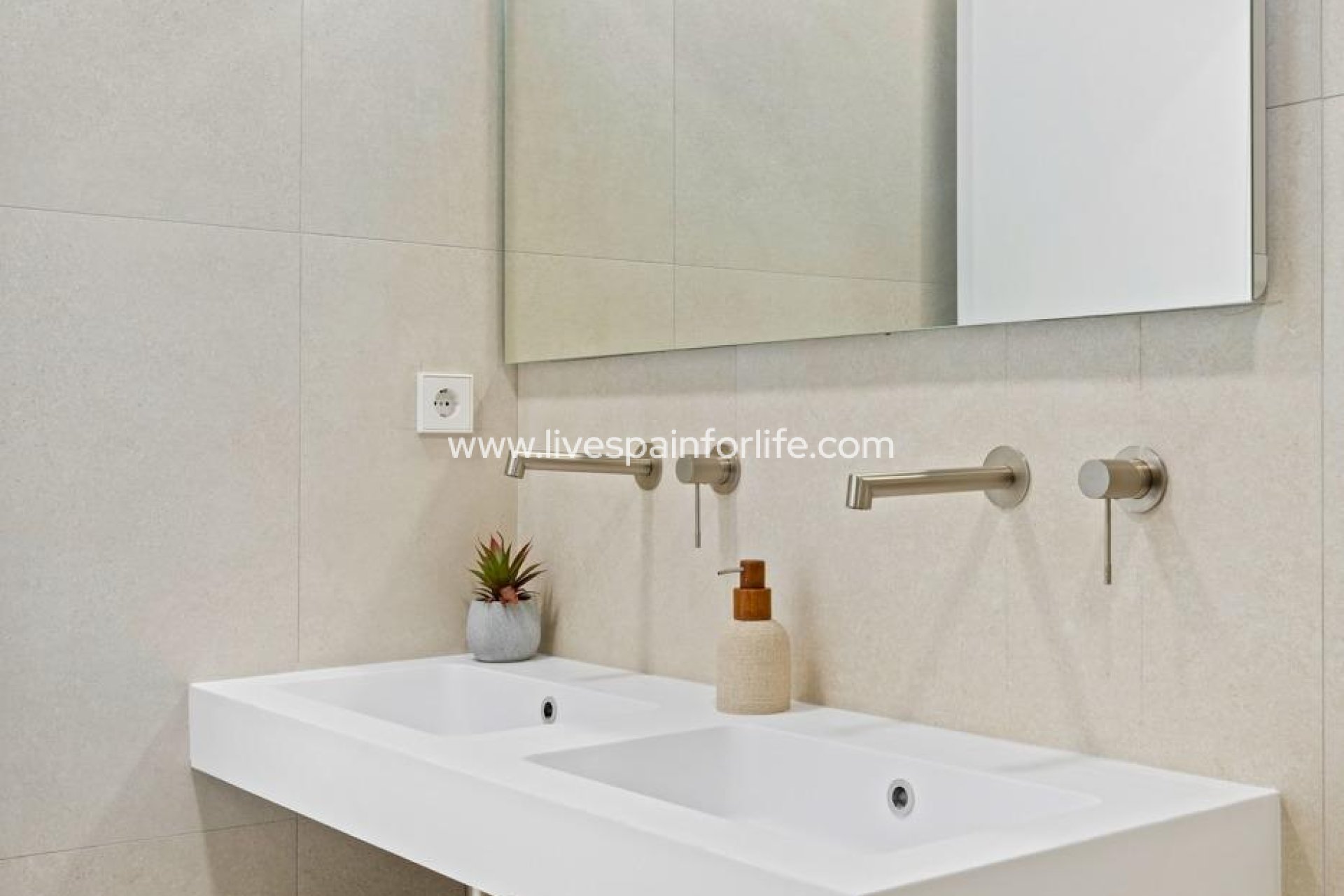 Nuevo - Town house -
Los Alcázares - Serena Golf