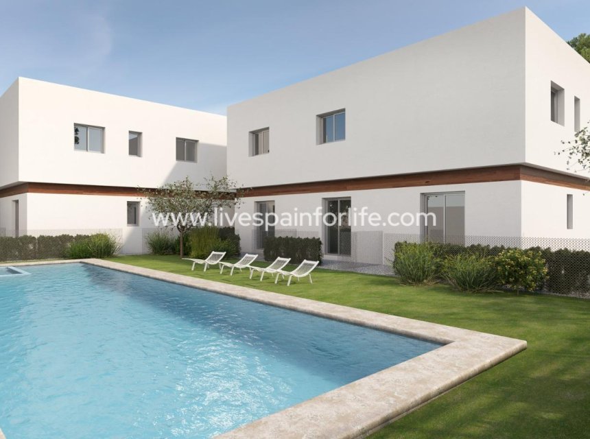 Nuevo - Town house -
Orihuela Costa - PAU 1