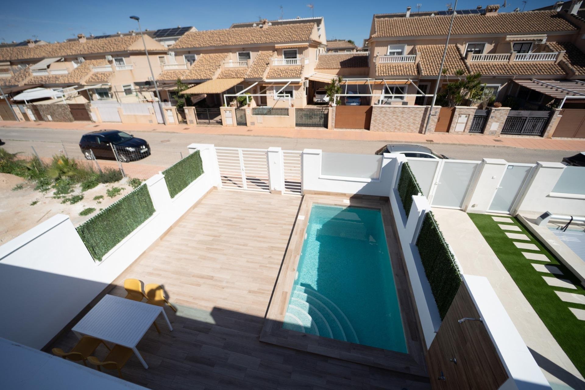 Nuevo - Town house -
San Javier - Parque del doce