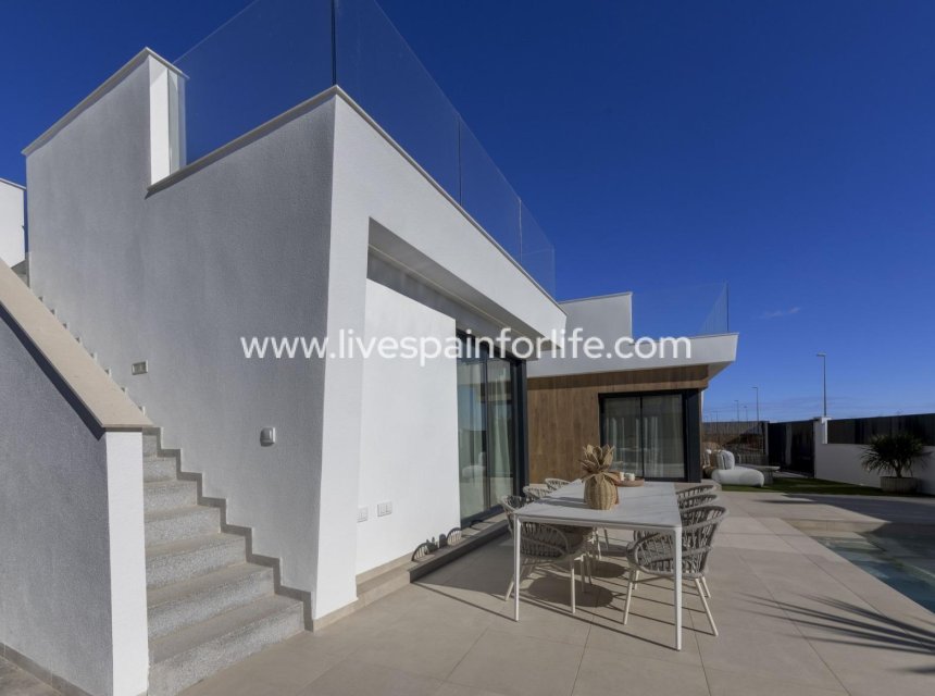 Nuevo - Villa (detached) -
Banos y Mendigo - Altaona Golf