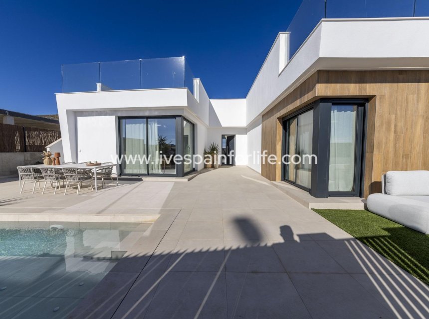 Nuevo - Villa (detached) -
Banos y Mendigo - Altaona Golf