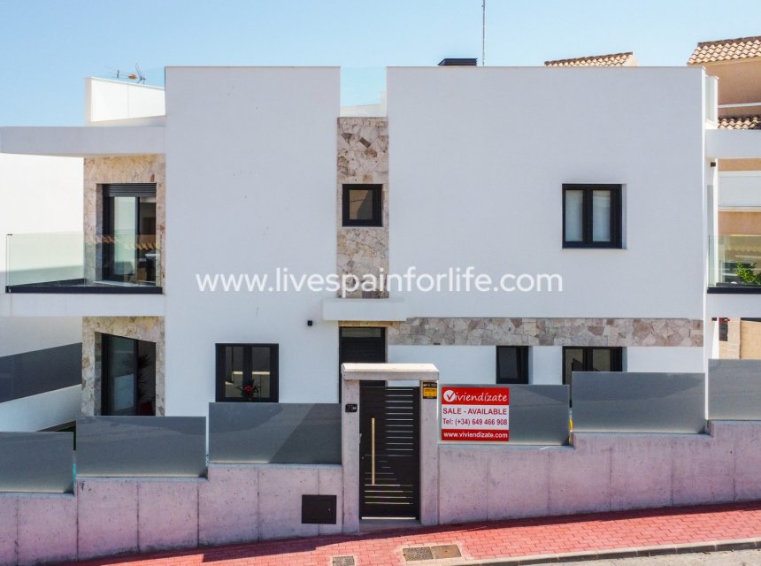 Nuevo - Villa (detached) -
La Mata