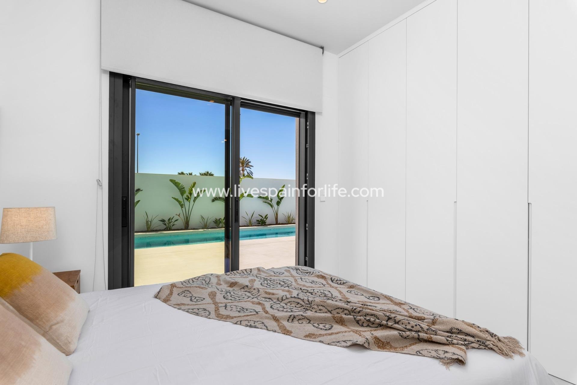 Nuevo - Villa (detached) -
Los Alcázares - Serena Golf