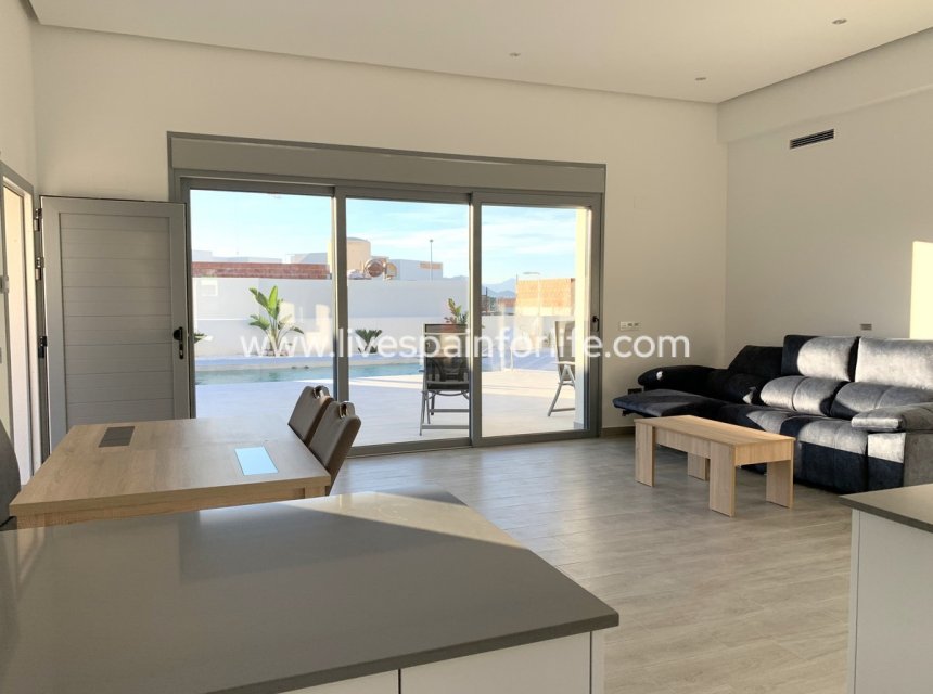 Nuevo - Villa (detached) -
Rafal