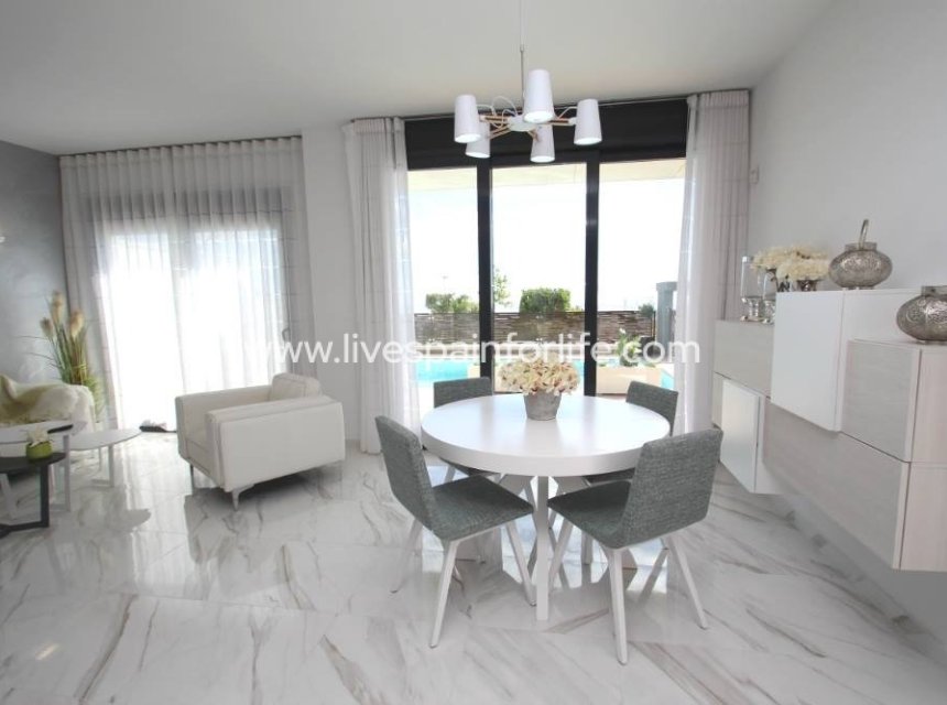 Nuevo - Villa (detached) -
San Miguel De Salinas - Cerro Del Sol