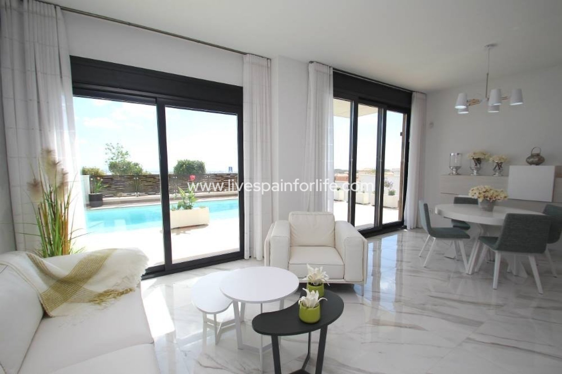 Nuevo - Villa (detached) -
San Miguel De Salinas - Cerro Del Sol