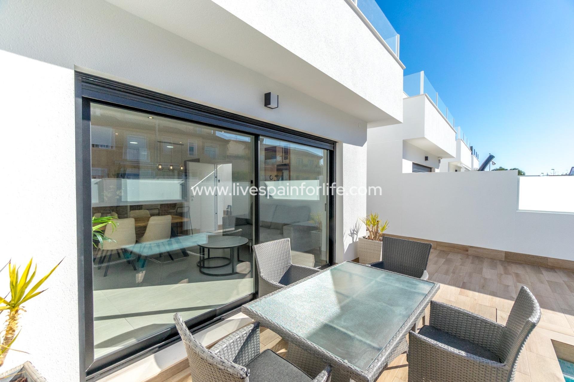 Nuevo - Villa (detached) -
San Pedro del Pinatar - polideportivo