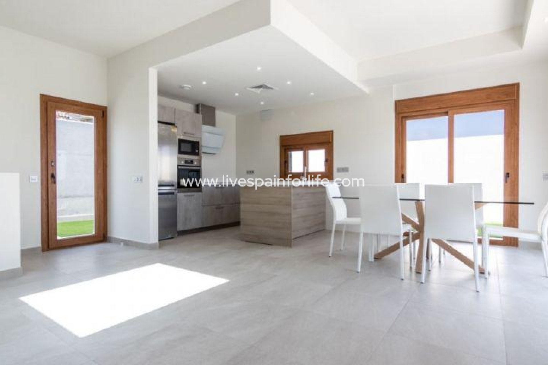 Nuevo - Villa (detached) -
Torrevieja - Los Altos