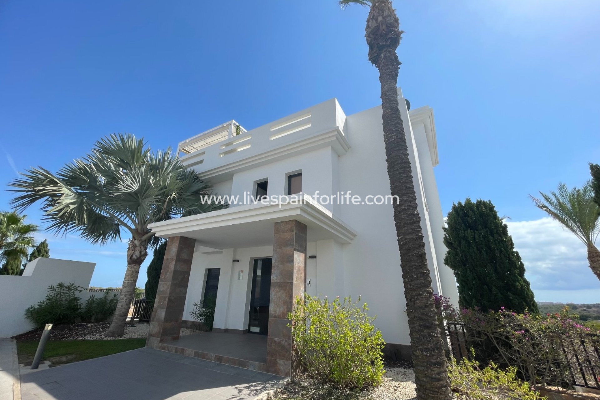  -  -
Orihuela Costa - Las Ramblas