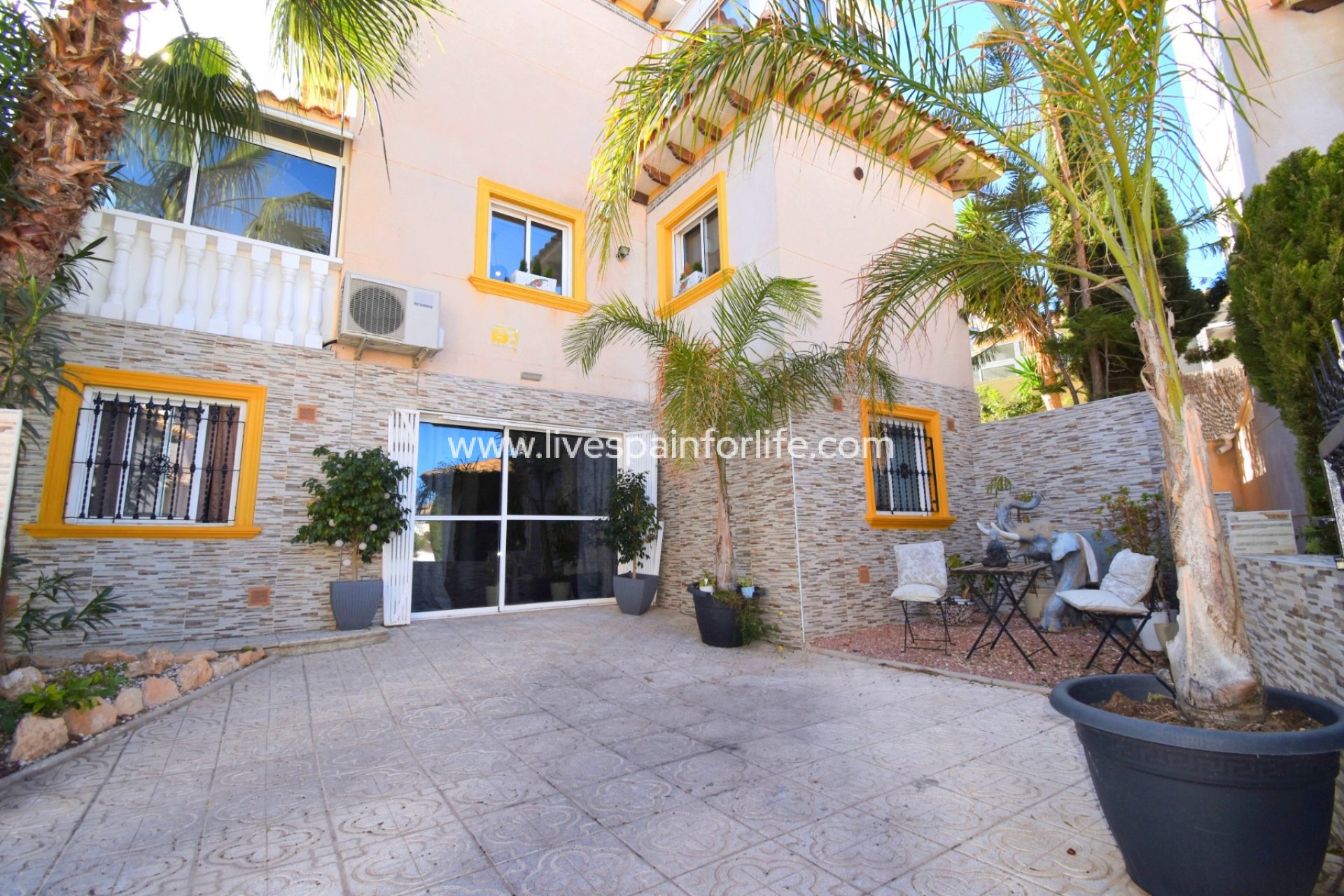  -  -
Orihuela Costa - Playa Flamenca