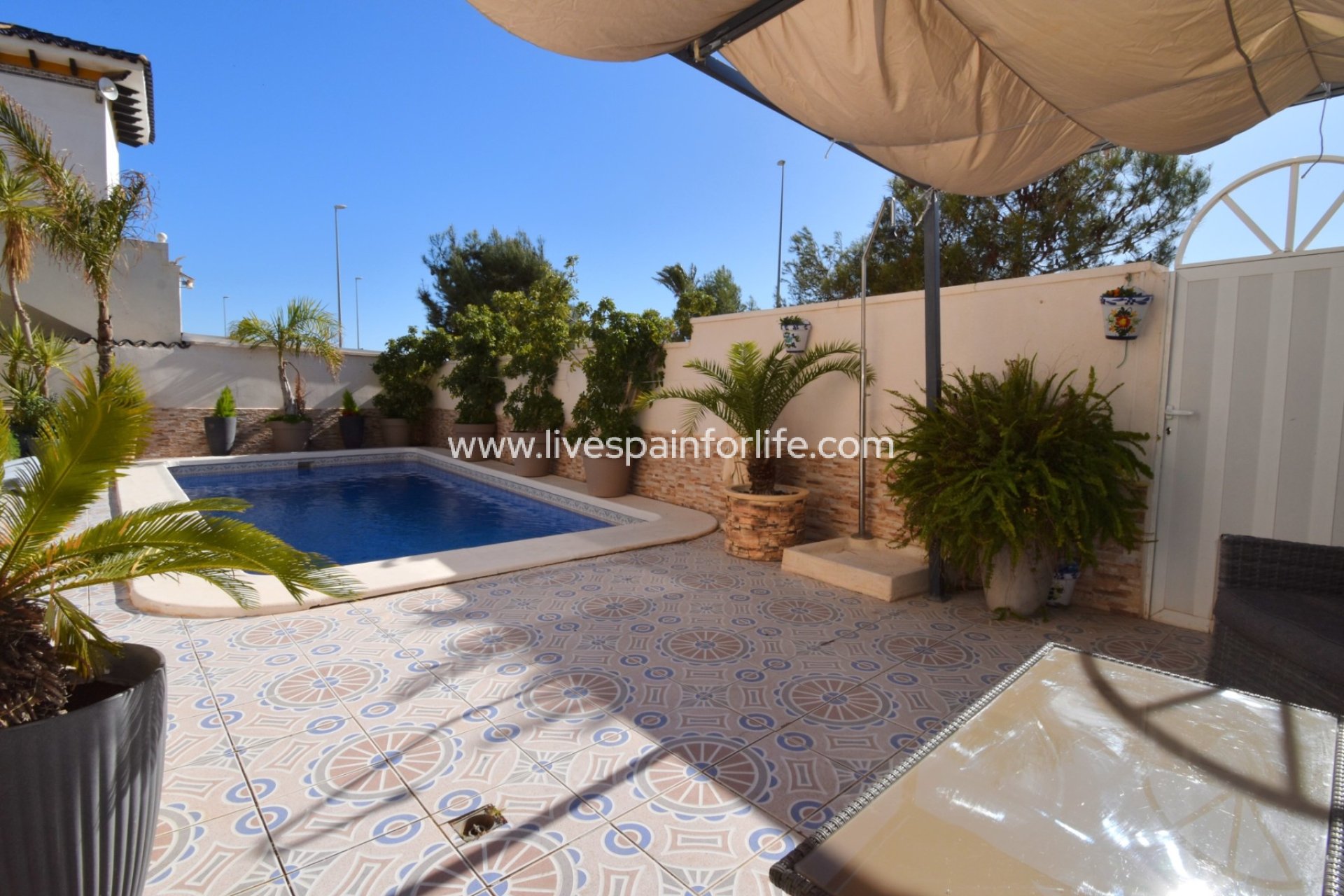  -  -
Orihuela Costa - Playa Flamenca