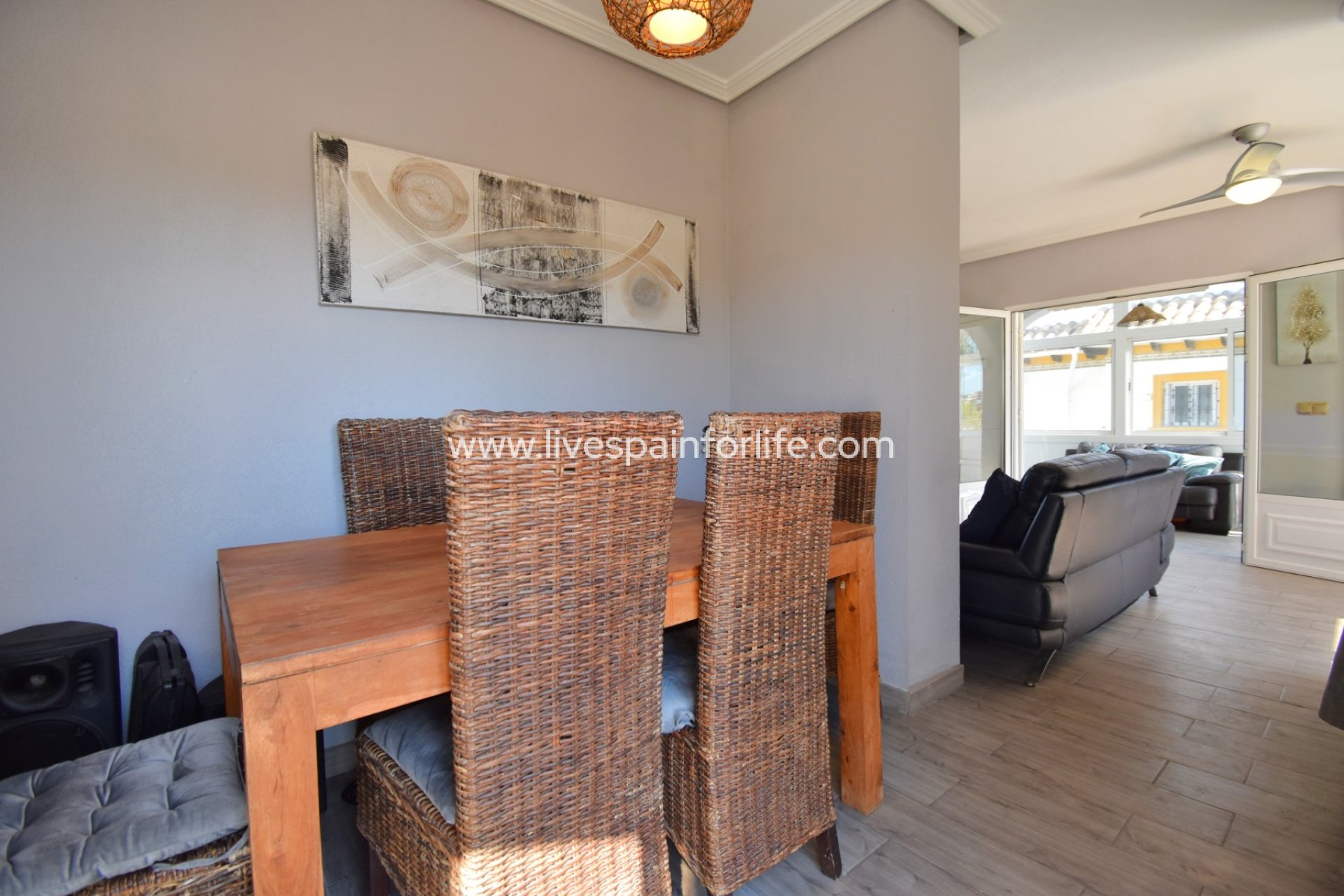  -  -
Orihuela Costa - Playa Flamenca